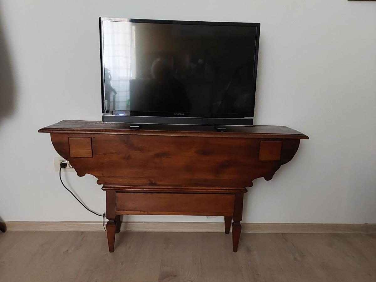 Campitelli View Apartment Ровин Екстериор снимка